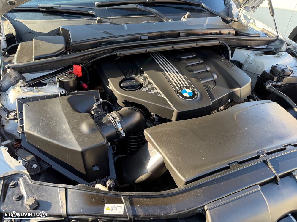 BMW 318 d DPF Edition Sport - 14