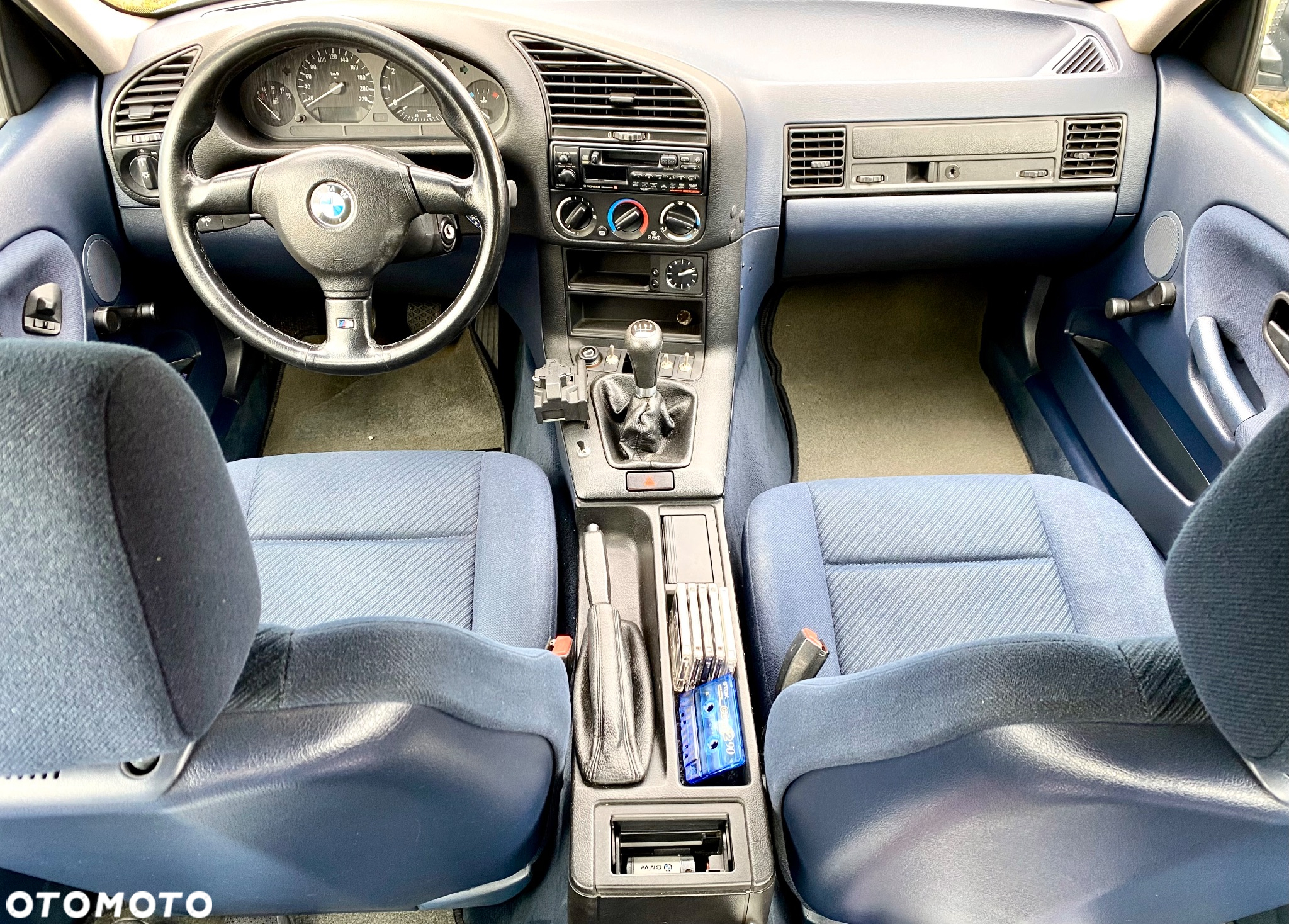 BMW Seria 3 316i Touring - 27