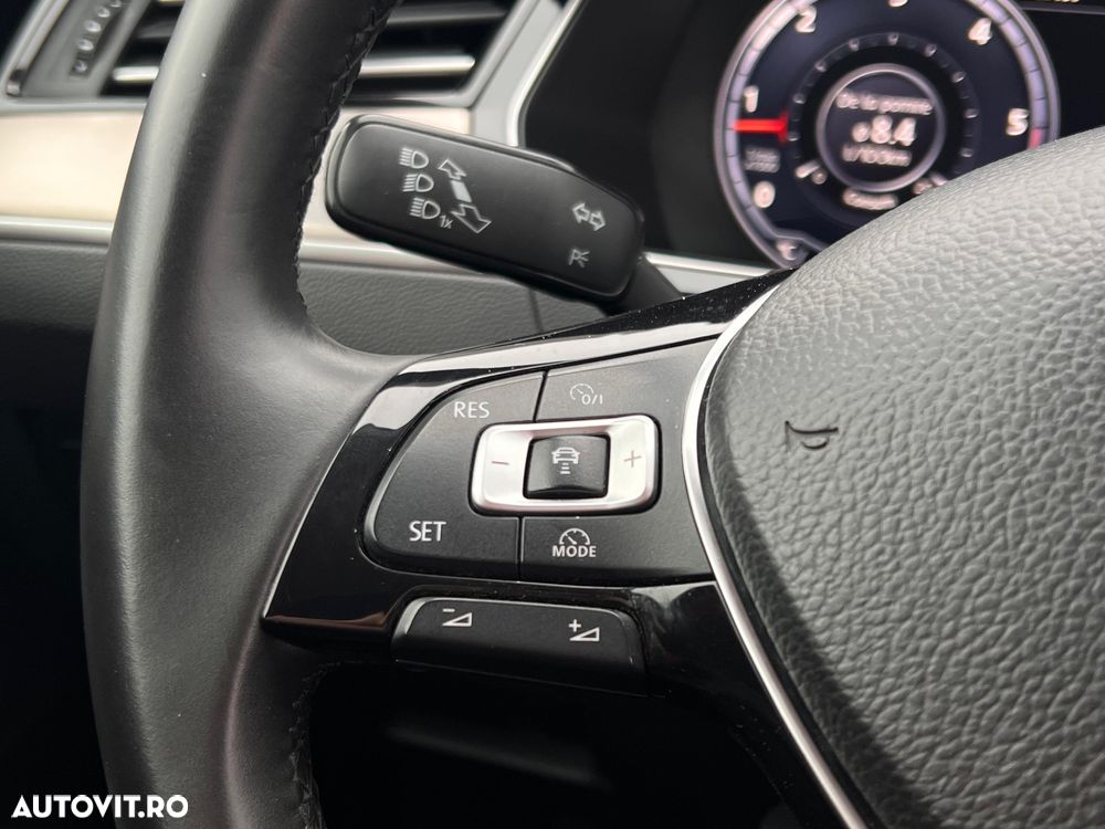 Volkswagen Passat 2.0 TDI BlueMotion Technology Highline - 21