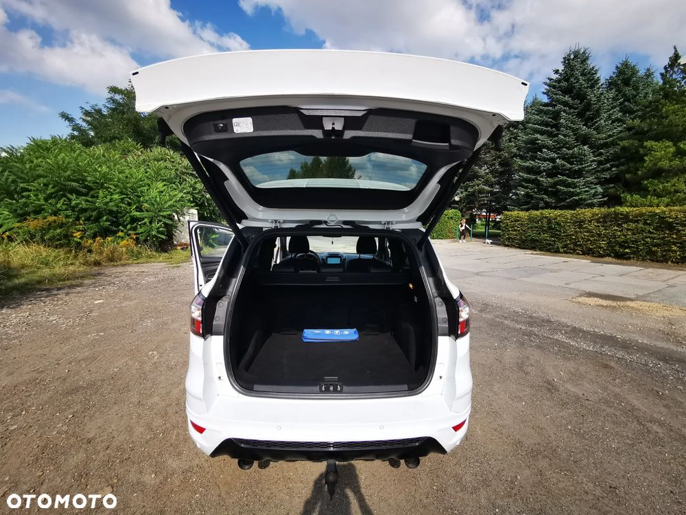 Ford Kuga 2.0 TDCi 4x4 ST-Line - 14