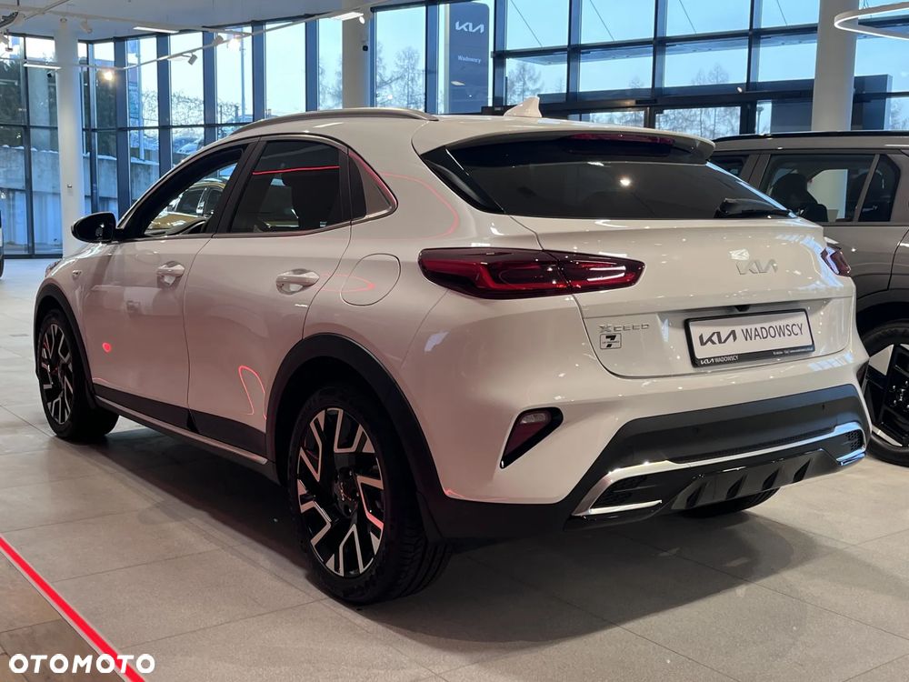 Kia XCeed 1.6 T-GDI M DCT - 2