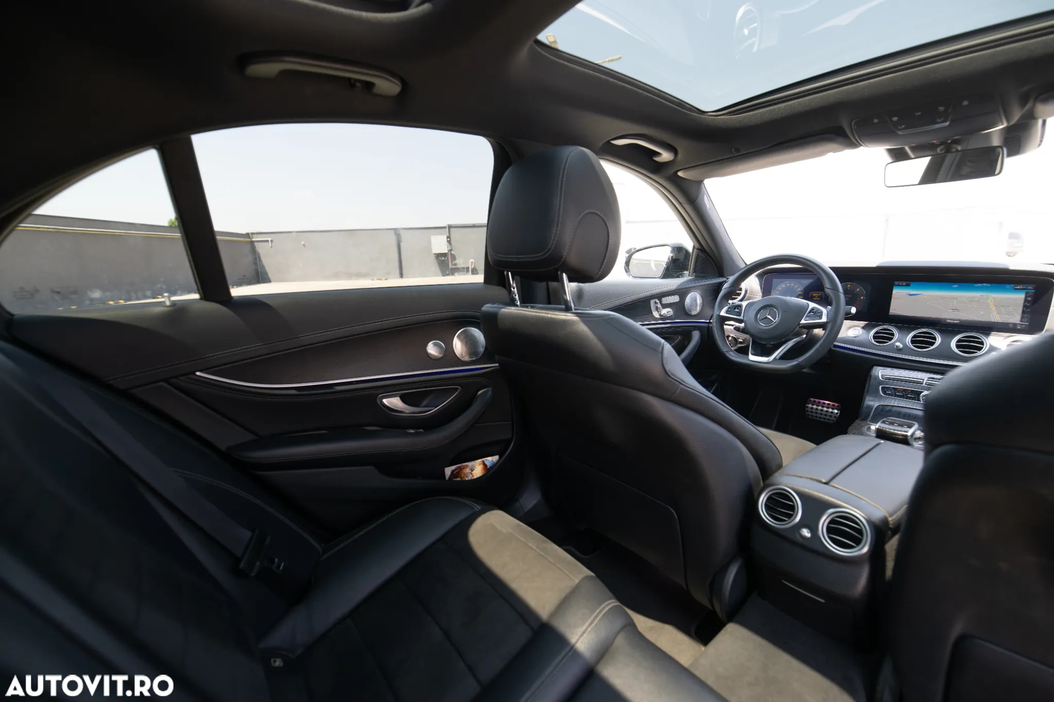 Mercedes-Benz E 220 d 9G-TRONIC AMG Line - 19