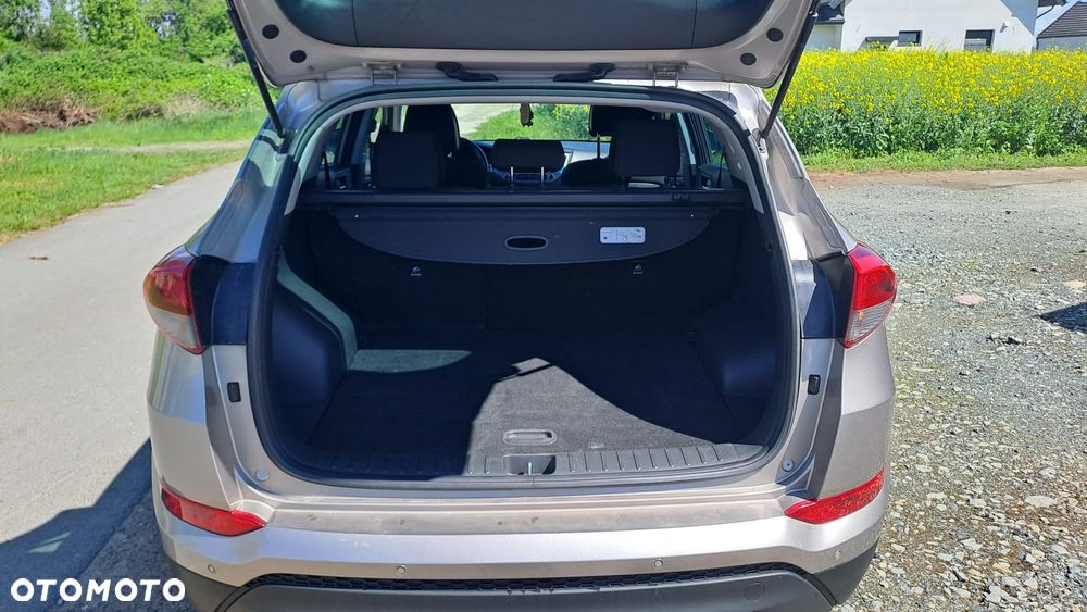 Hyundai Tucson 1.6 GDI BlueDrive Style 2WD - 8