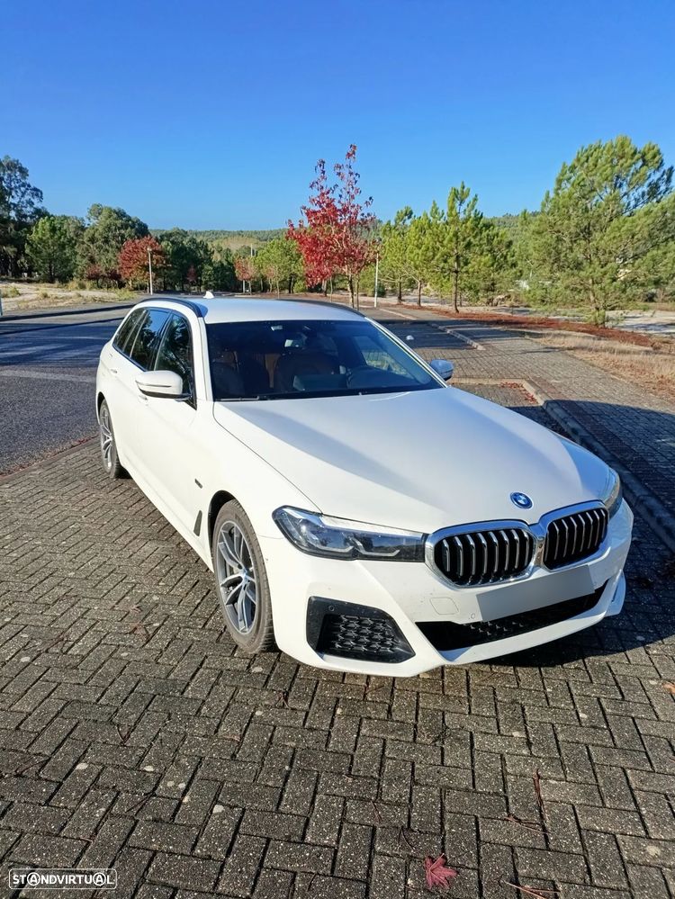 BMW 530 e Pack Desportivo M - 10
