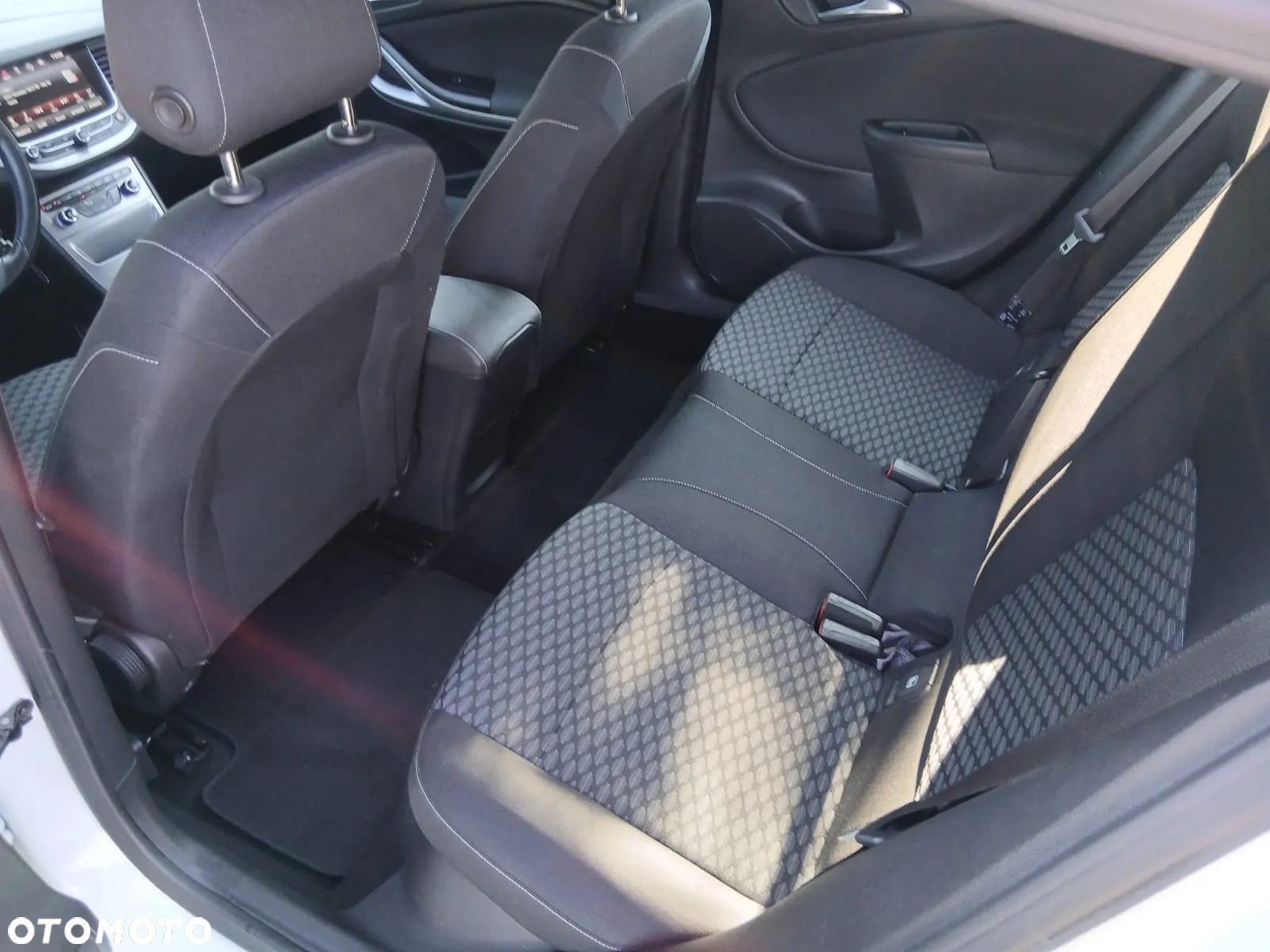 Opel Astra 1.6 D (CDTI) Edition - 37