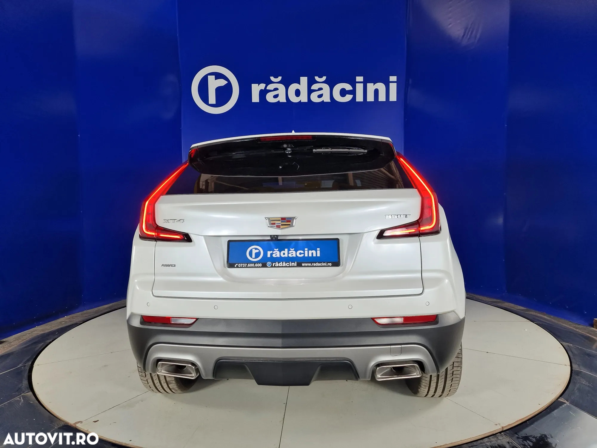 Cadillac XT4 350T AWD Premium Luxury - 6