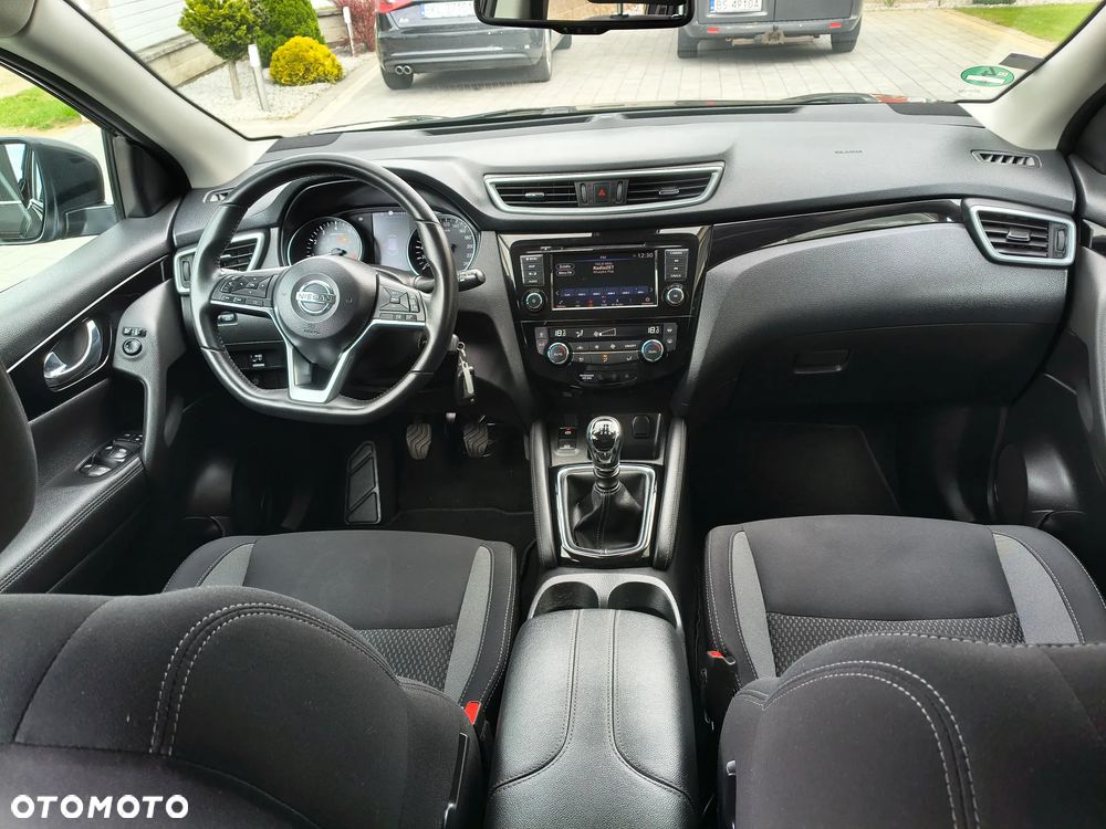 Nissan Qashqai 1.3 DIG-T N-Connecta EU6d - 12
