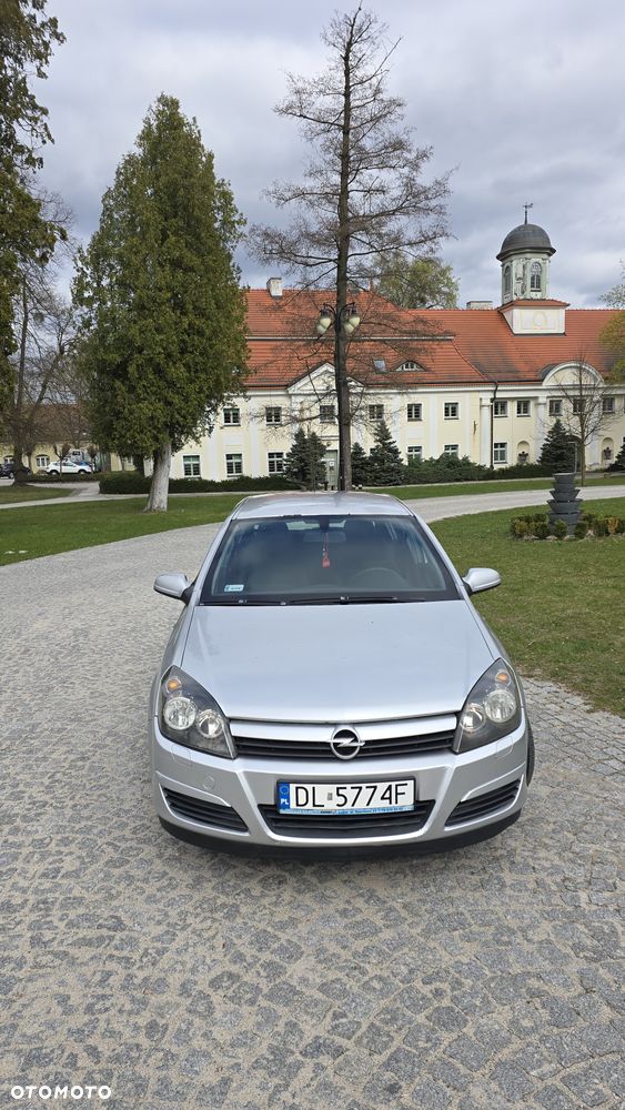 Opel Astra 1.6 Enjoy - 2