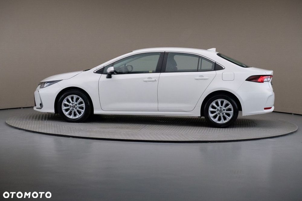 Toyota Corolla - 4