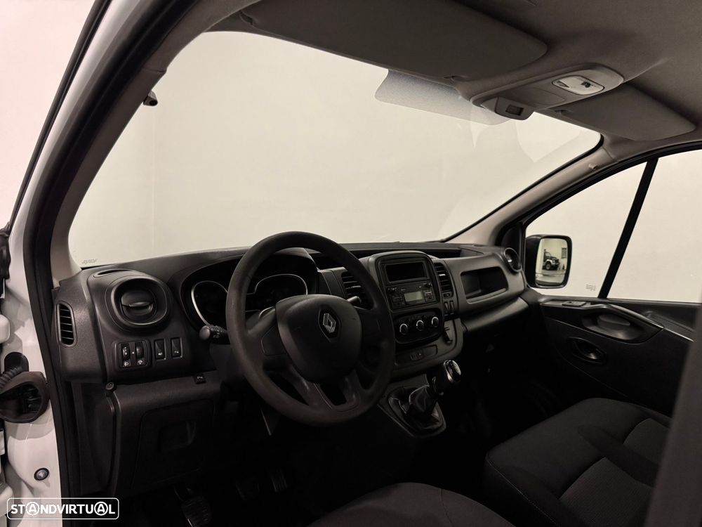 Renault Trafic 2.0 dCi L2H2 1.2T - 6