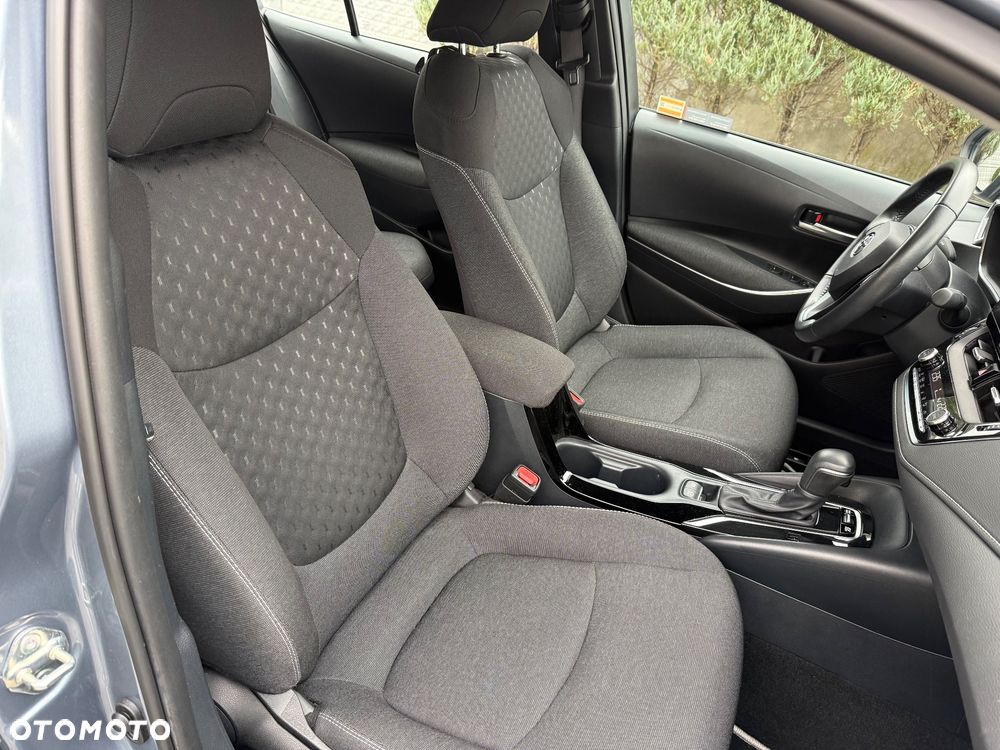 Toyota Corolla 1.8 Hybrid Comfort - 21