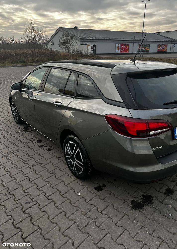 Opel Astra 1.6 CDTI 120 Lat S&S - 4
