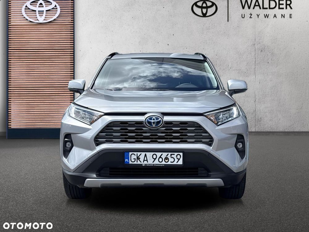 Toyota RAV4 - 6