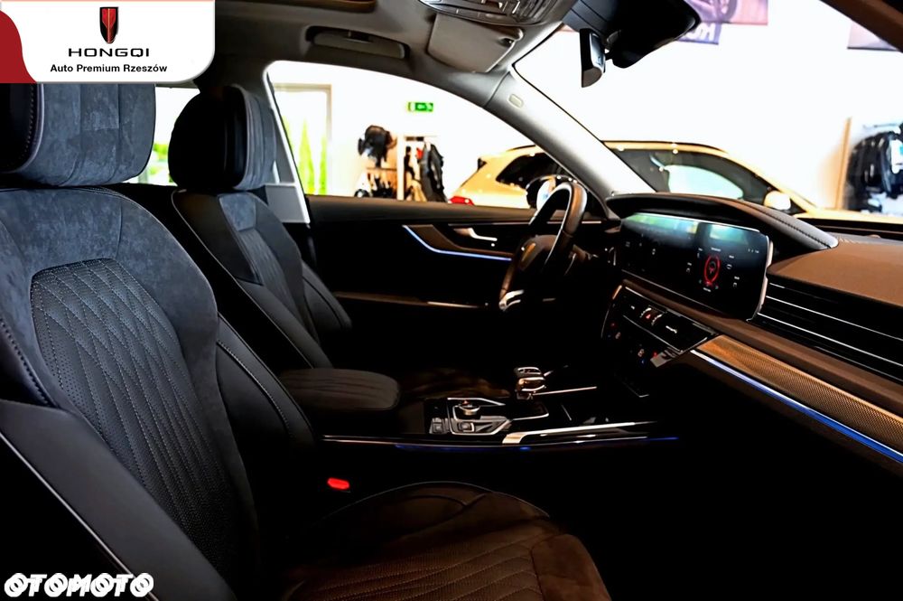 Hongqi HS5 - 18