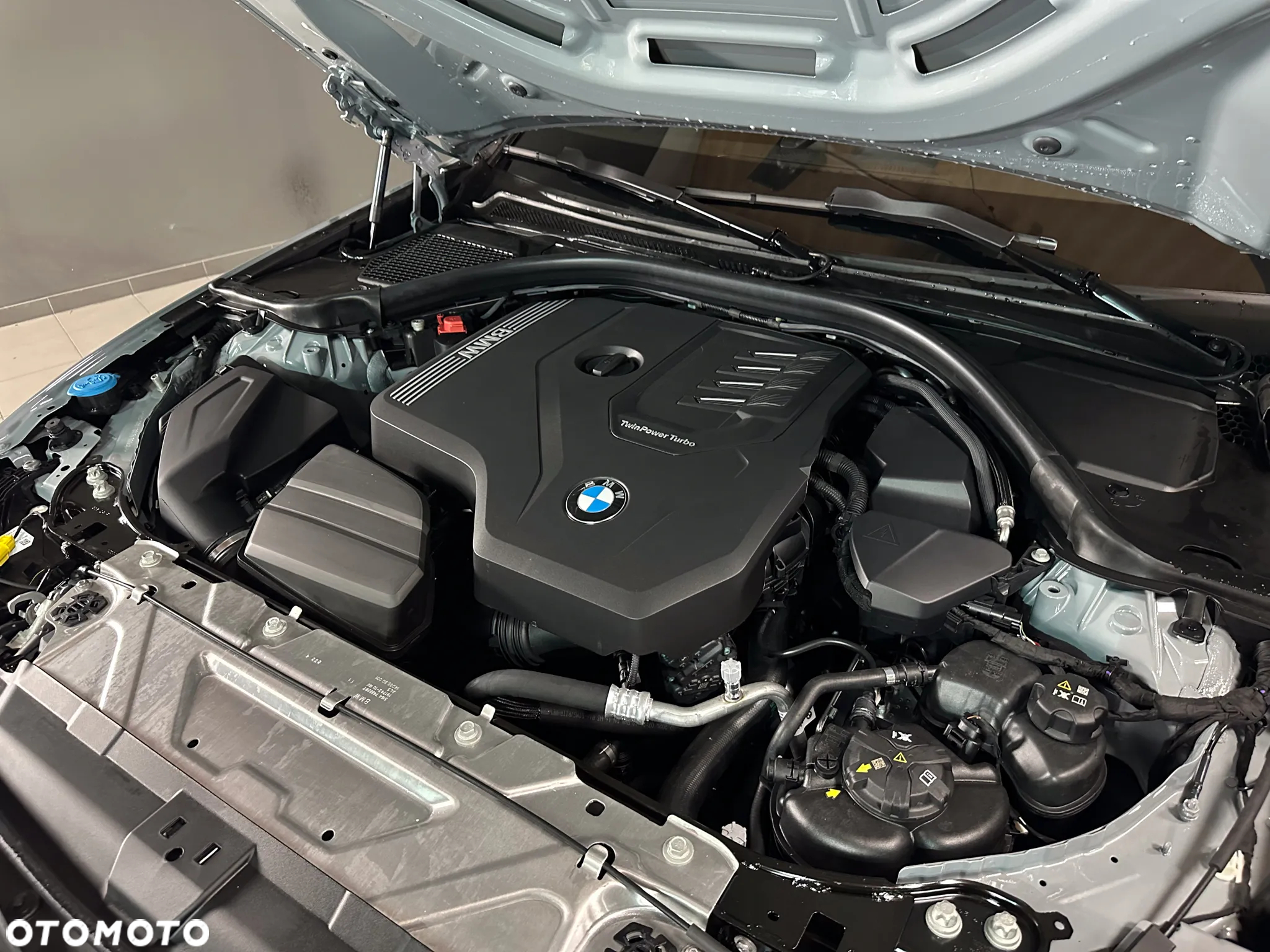 BMW Seria 3 330i xDrive - 12