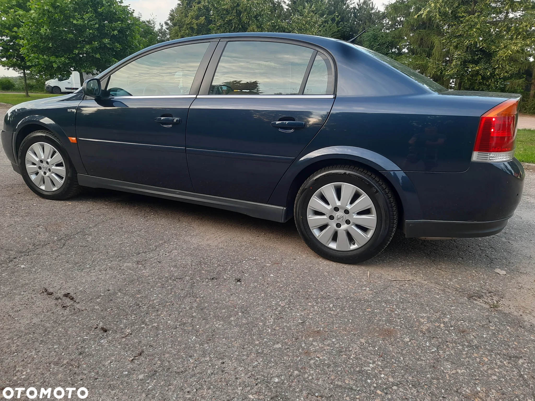 Opel Vectra 2.2 Essentia - 4
