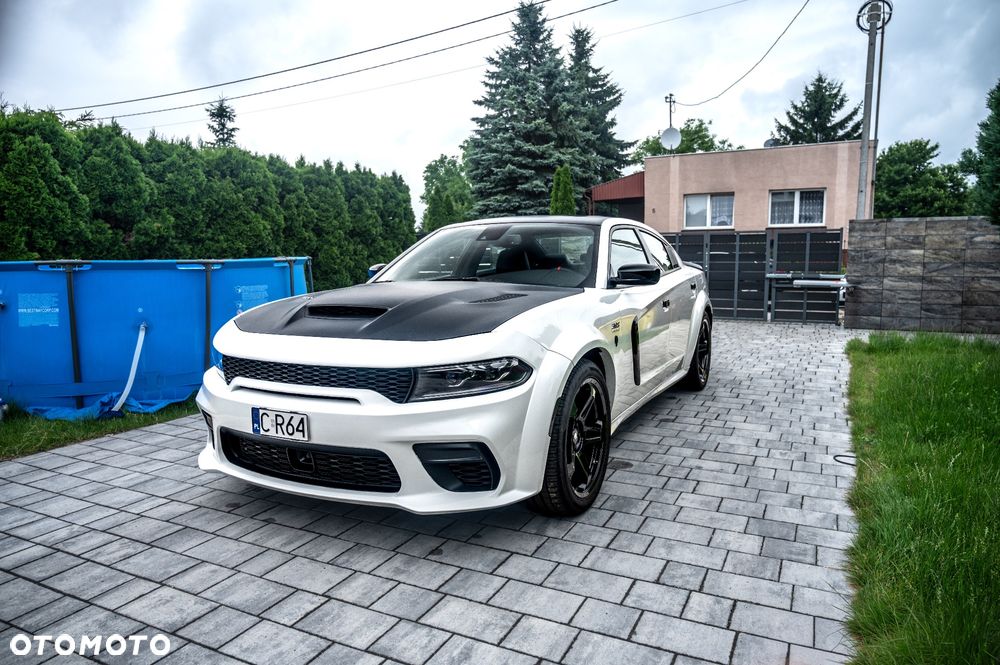 Dodge Charger 6.4 Scat Pack Widebody - 2