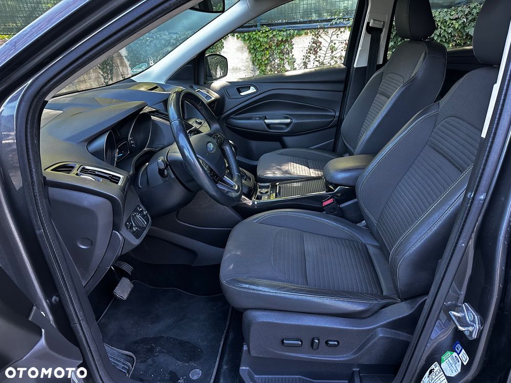 Ford Kuga 2.0 TDCi 4WD Titanium - 15