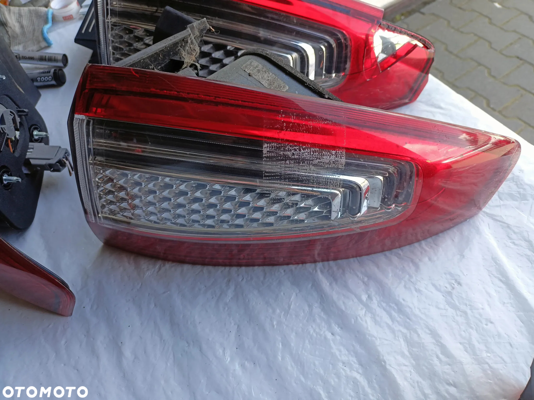 LAMPA TYŁ TYLNA PRAWA MONDEO MK4 LIFT HB - 5