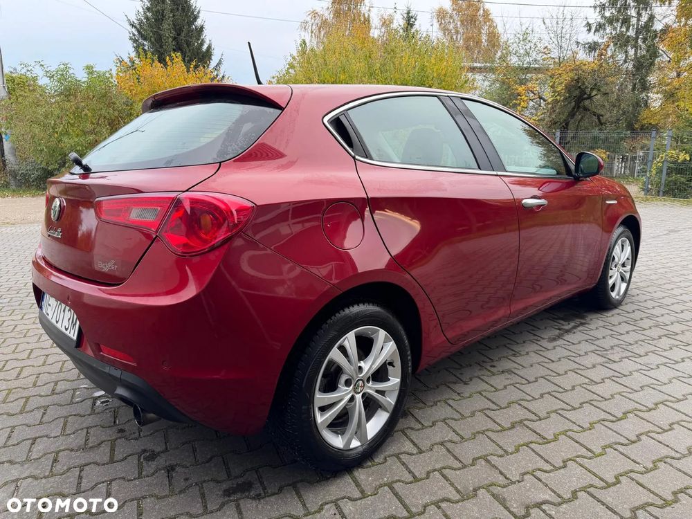 Alfa Romeo Giulietta 2.0 JTDM Distinctive - 7