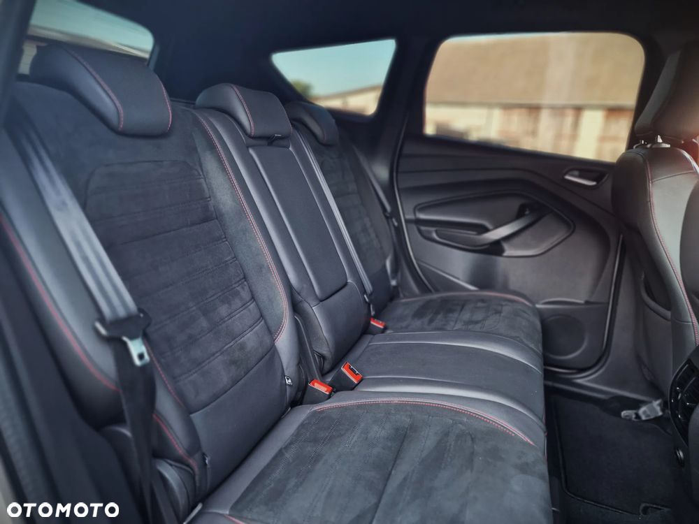 Ford Kuga 1.5 EcoBoost FWD ST-Line - 28