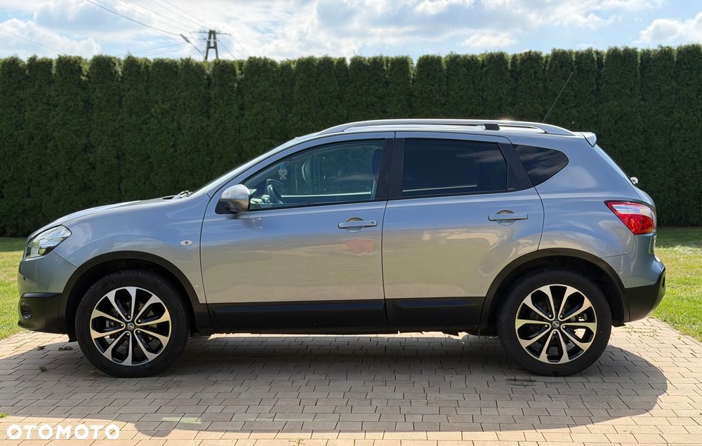 Nissan Qashqai 2.0 4x4 Tekna CVT - 23