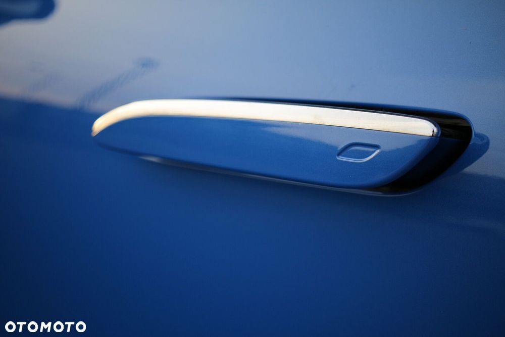 Mercedes-Benz CLA - 13