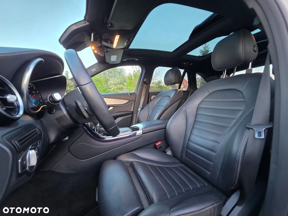 Mercedes-Benz GLC 200 4Matic 9G-TRONIC AMG Line - 15
