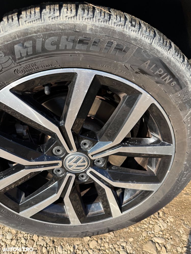 Volkswagen Passat - 21