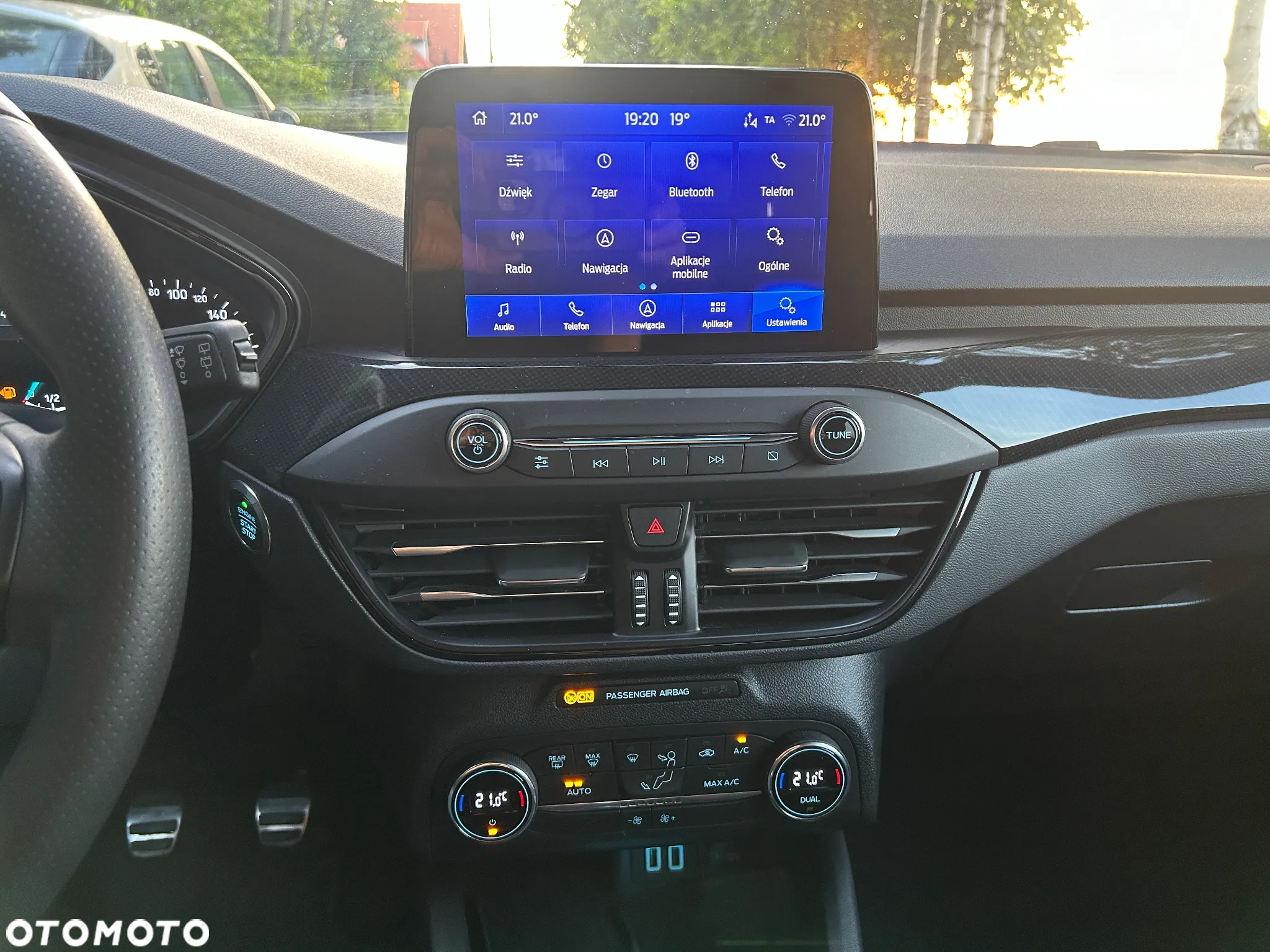 Ford Focus 1.0 EcoBoost Hybrid ST-LINE - 16