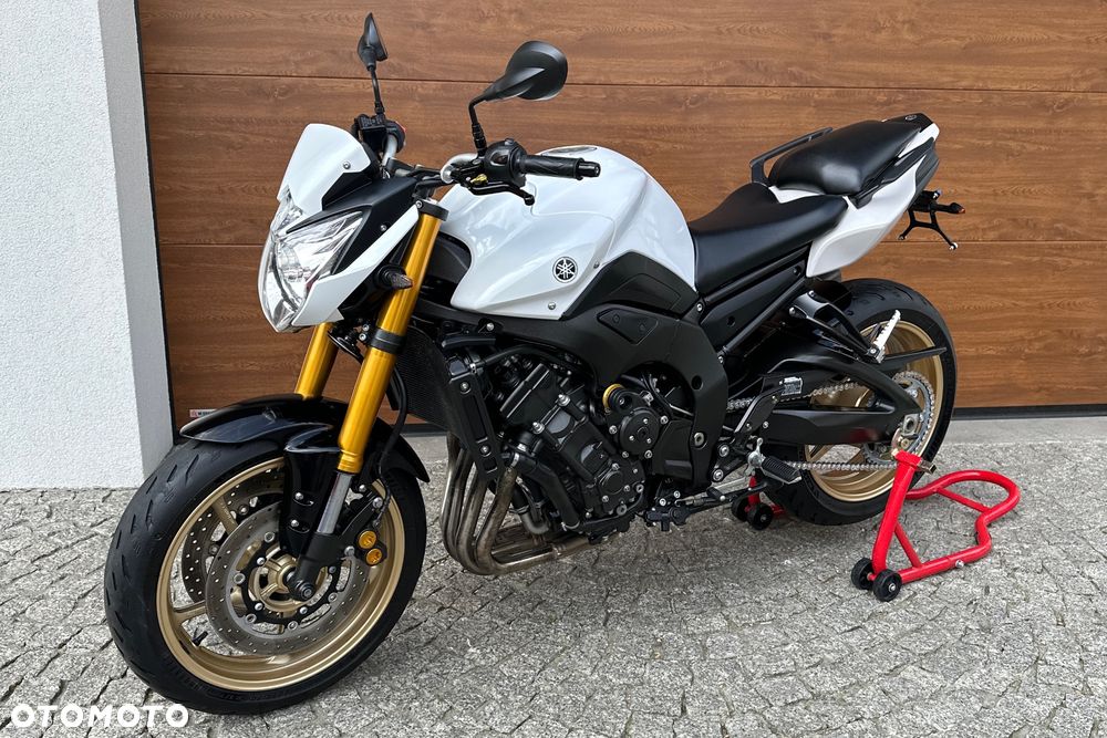 Yamaha FZ8 - 15