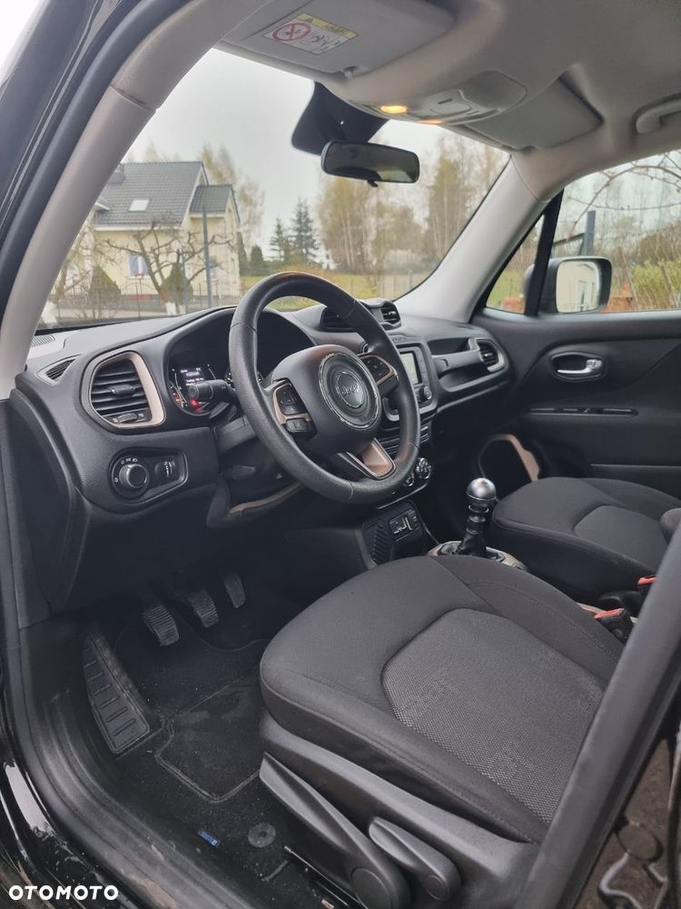Jeep Renegade - 10