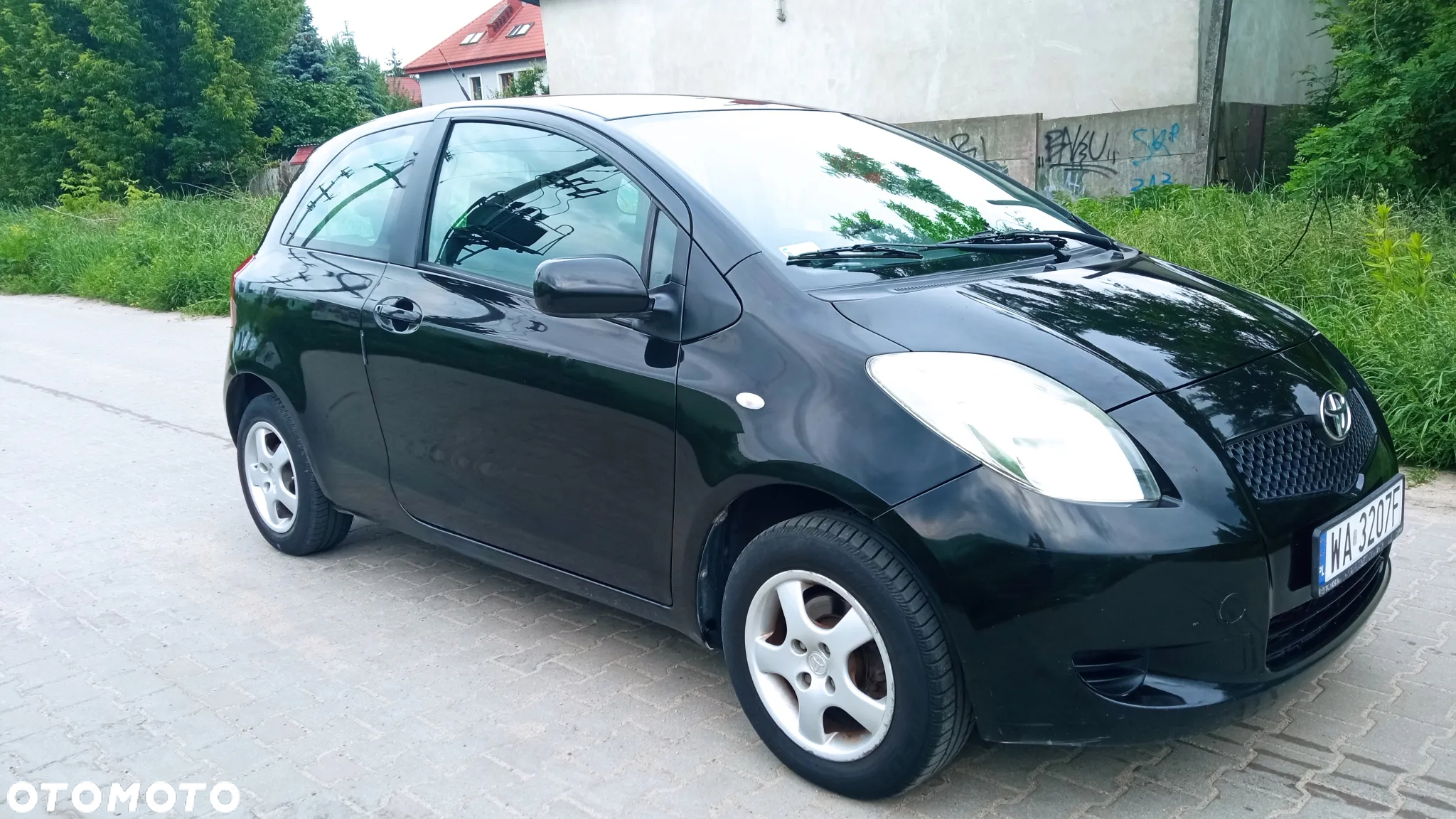 Toyota Yaris 1.0 Terra - 2
