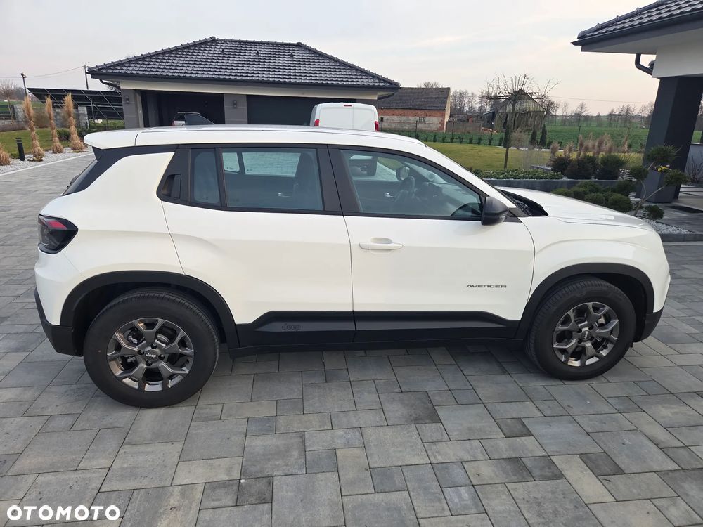 Jeep Avenger 54kWh Launch Edition - 8