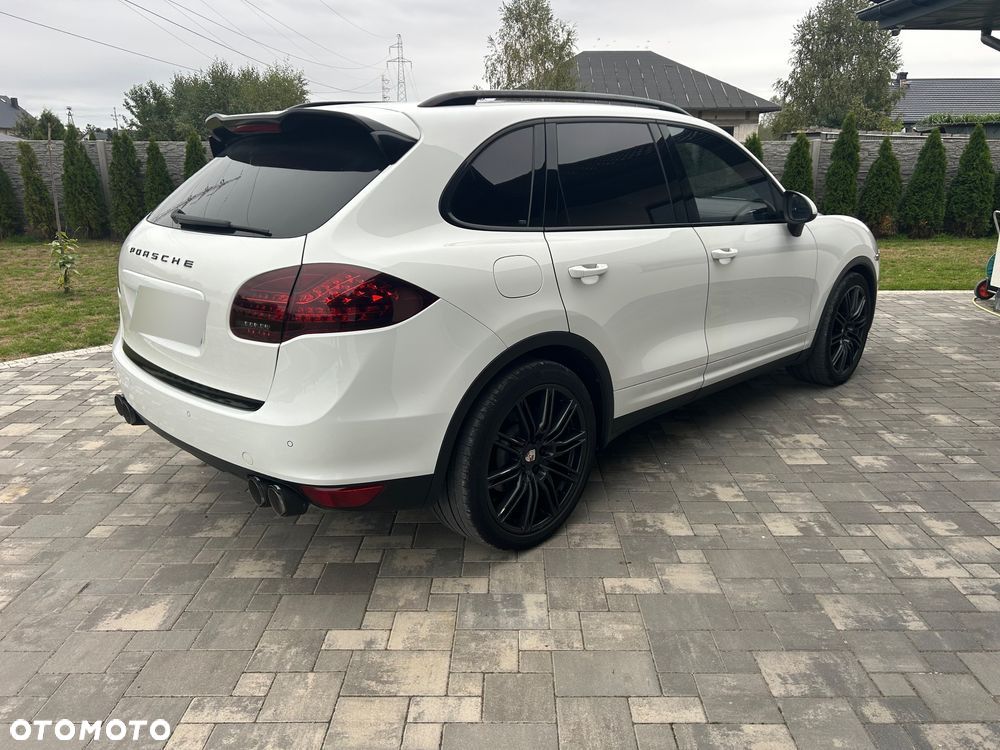 Porsche Cayenne Diesel Platinum Edition - 6