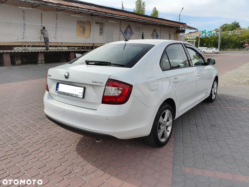 Skoda RAPID 1.6 TDI DPF Ambition - 13