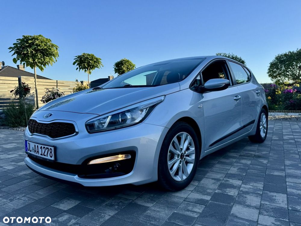 Kia Ceed - 19