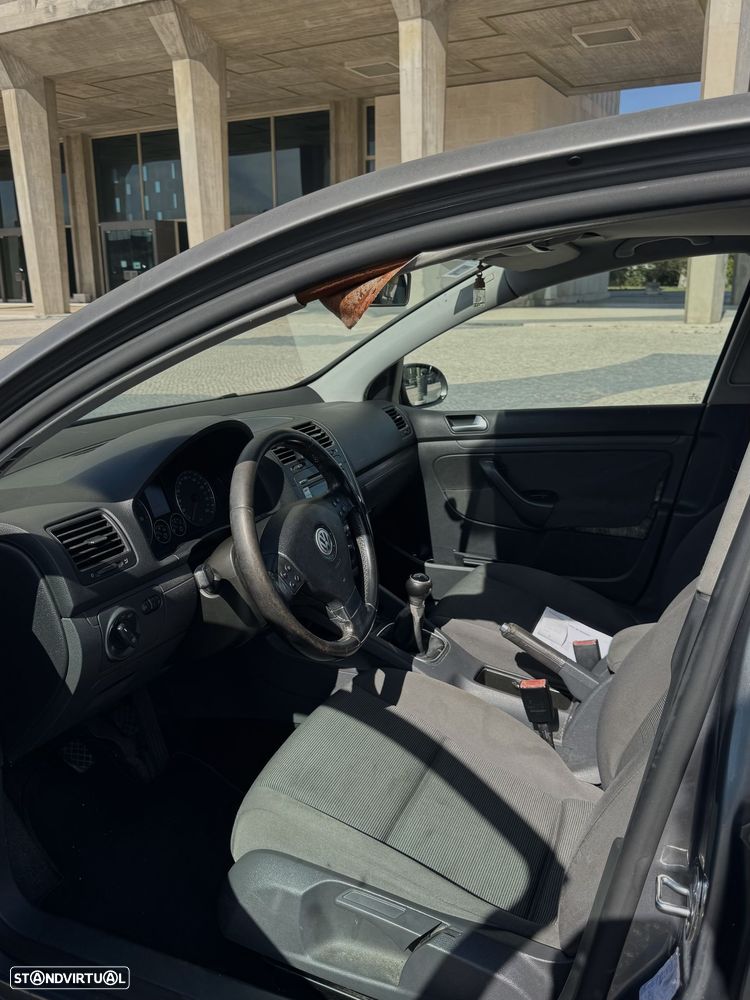 VW Golf - 22