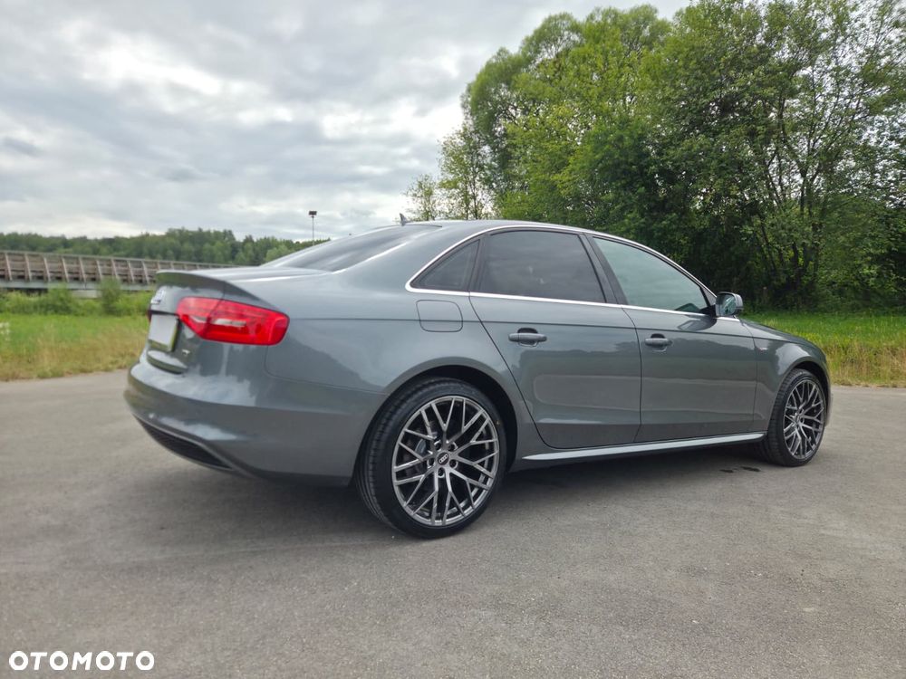 Audi A4 Limousine - 6