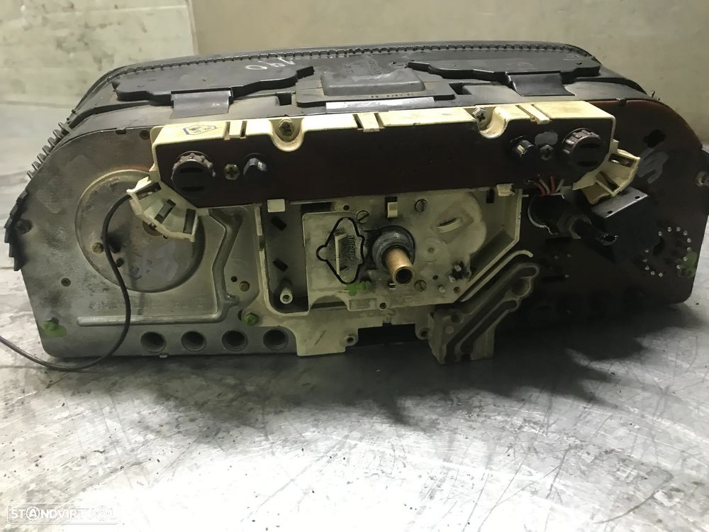 QUADRANTE MERCEDES 190D W201 - 3