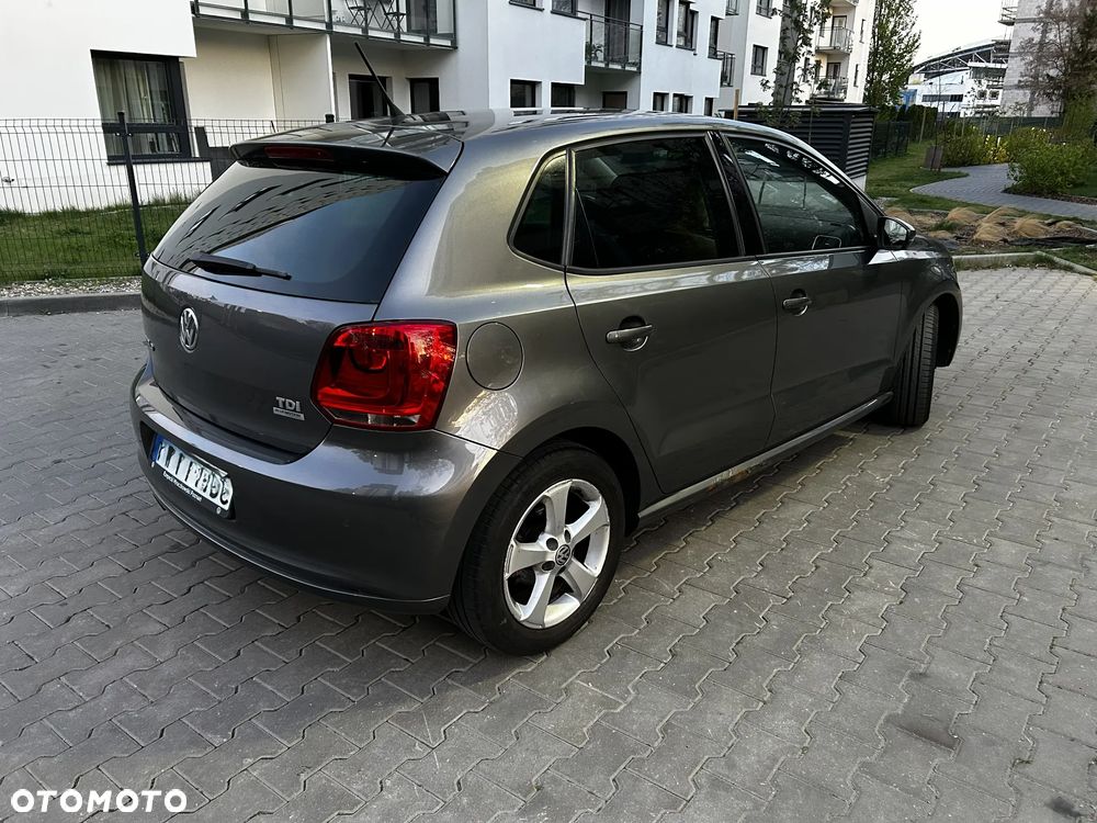 Volkswagen Polo 1.6 TDI Comfortline - 4