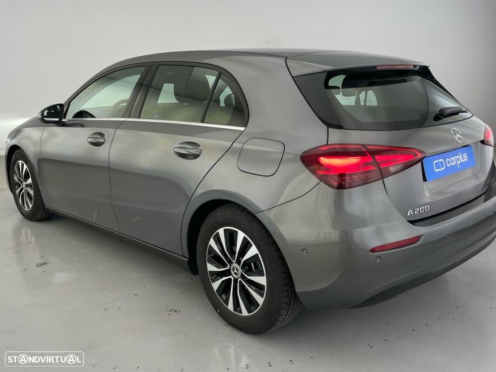 Mercedes-Benz A 200 Standard - 25