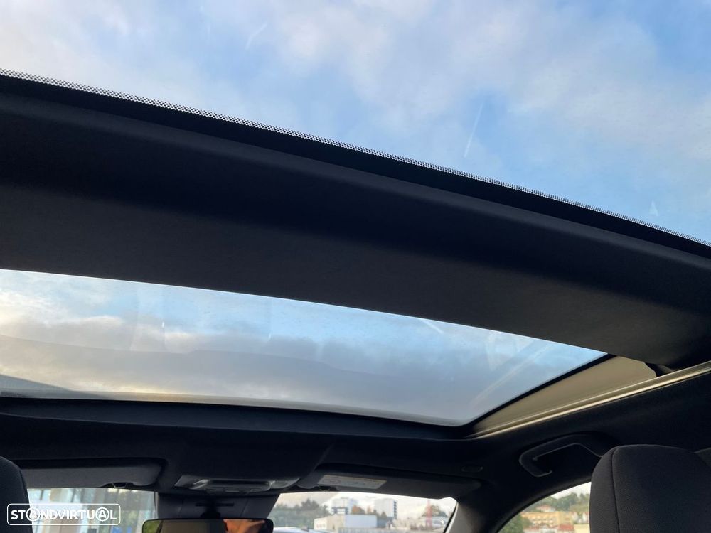 Toyota Corolla Cross 1.8 Hybrid Exclusive - 21