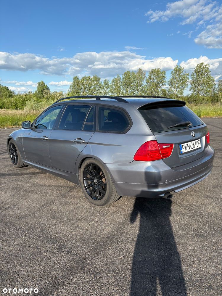 BMW Seria 3 318d - 4