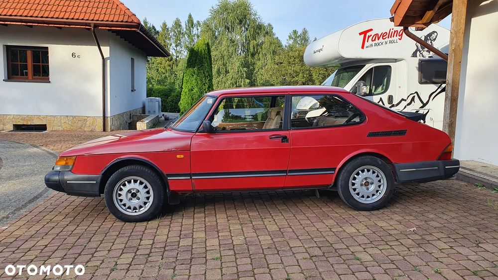 Saab 900 - 2