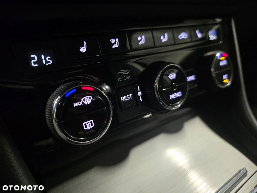 Skoda Superb 1.4 TSI Plug-In Hybrid Style DSG - 34