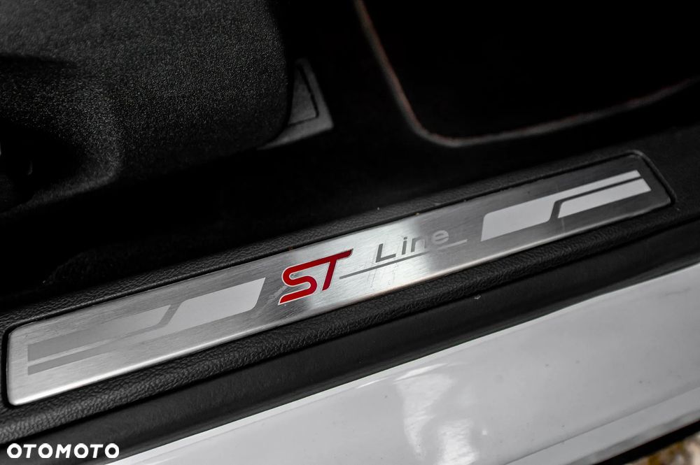 Ford Mondeo - 23