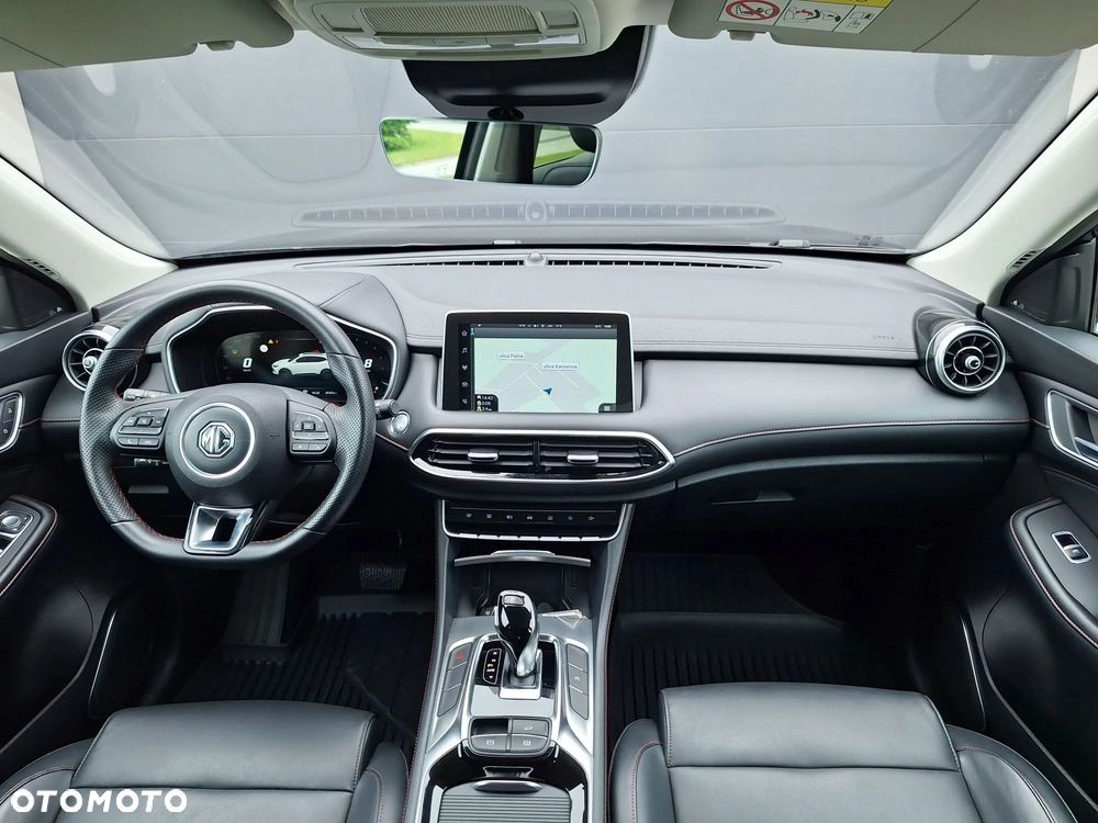 MG HS 1.5 T-GDI Excite DCT - 10