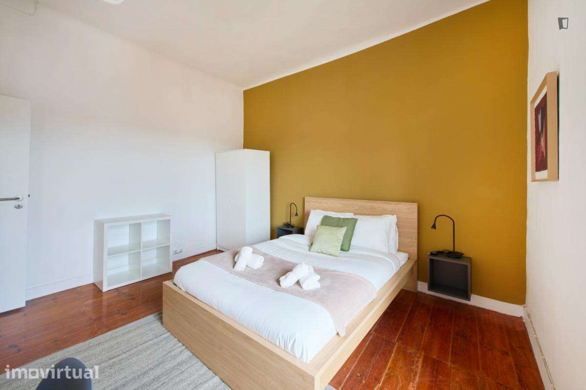 Quarto - localizado em São Bento Lisbon - Grande imagem: 3/31
