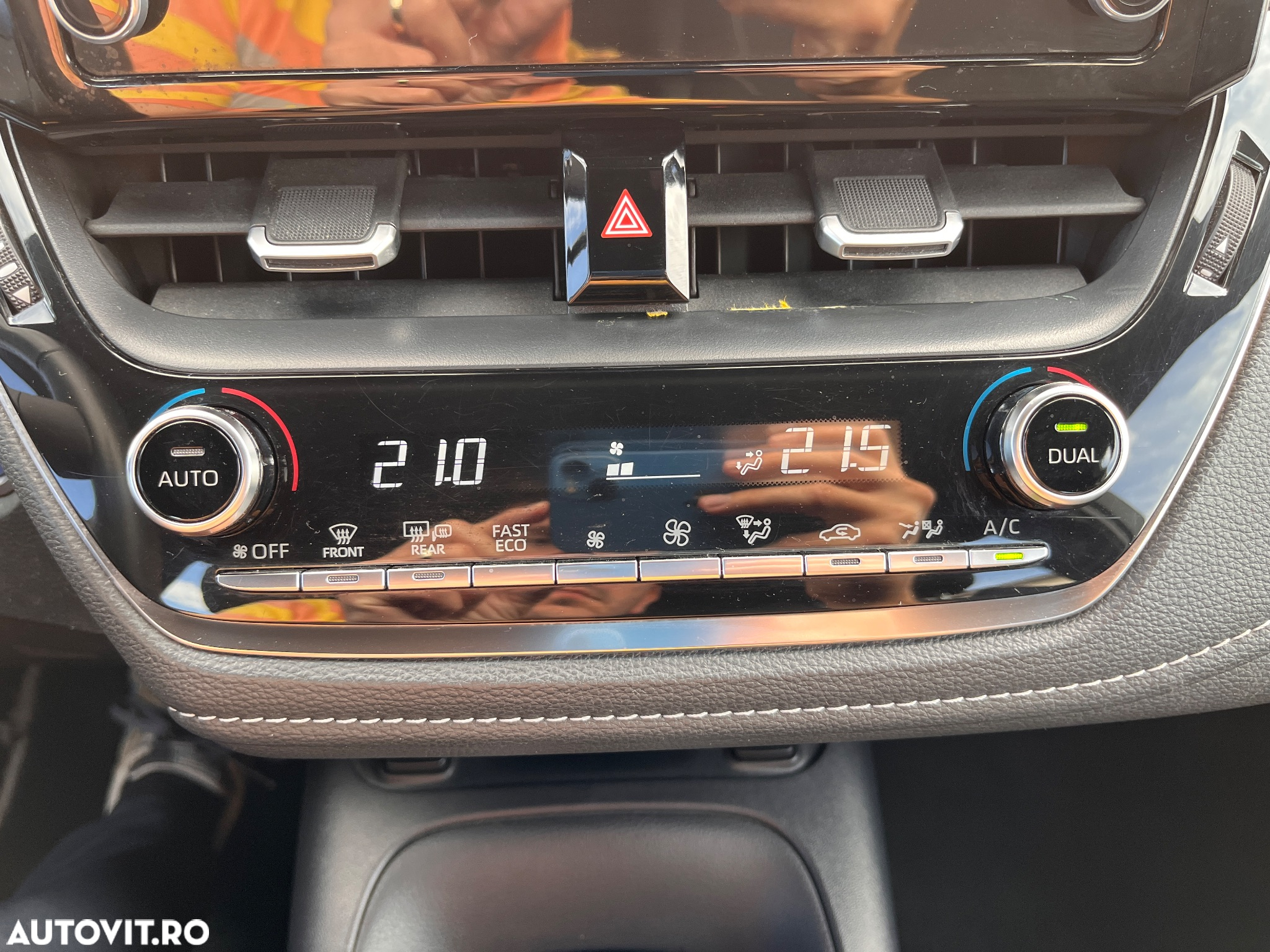 Toyota Corolla 1.8 Hybrid Touring Sports Business Edition - 18